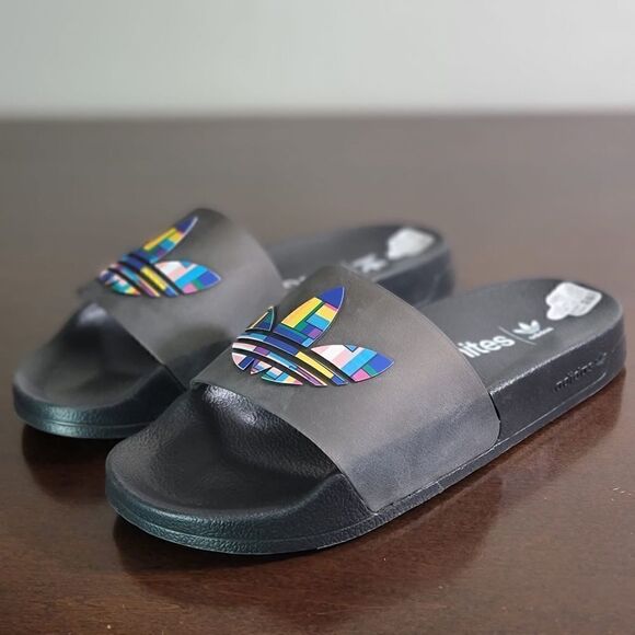 Adidas Original Adilette Limited Edition Love Unites Black Translucent Unisex - Picture 3 of 12